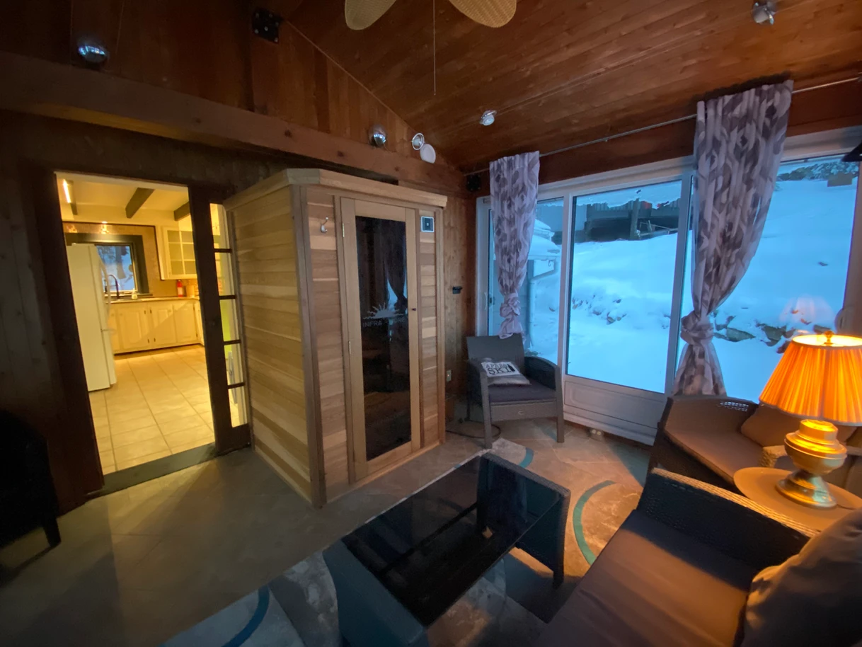 91c453_5bb0197754a64be19773d62b98b69bb7_mv2