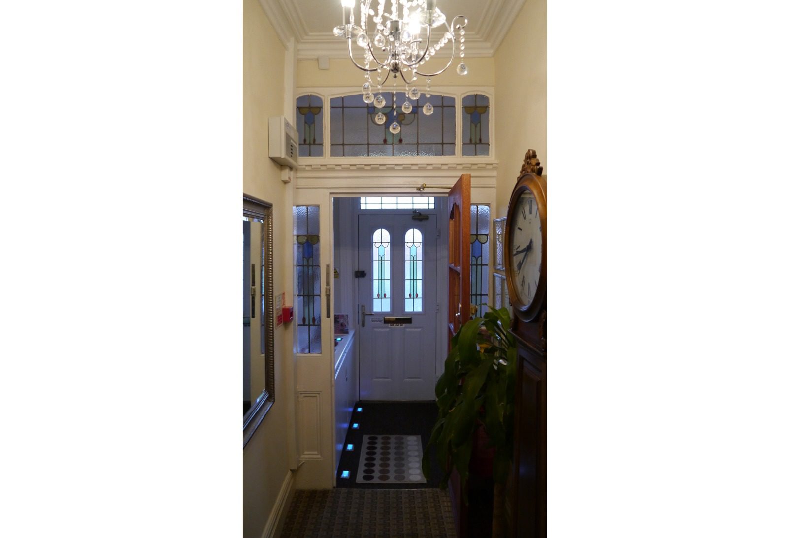 hall2