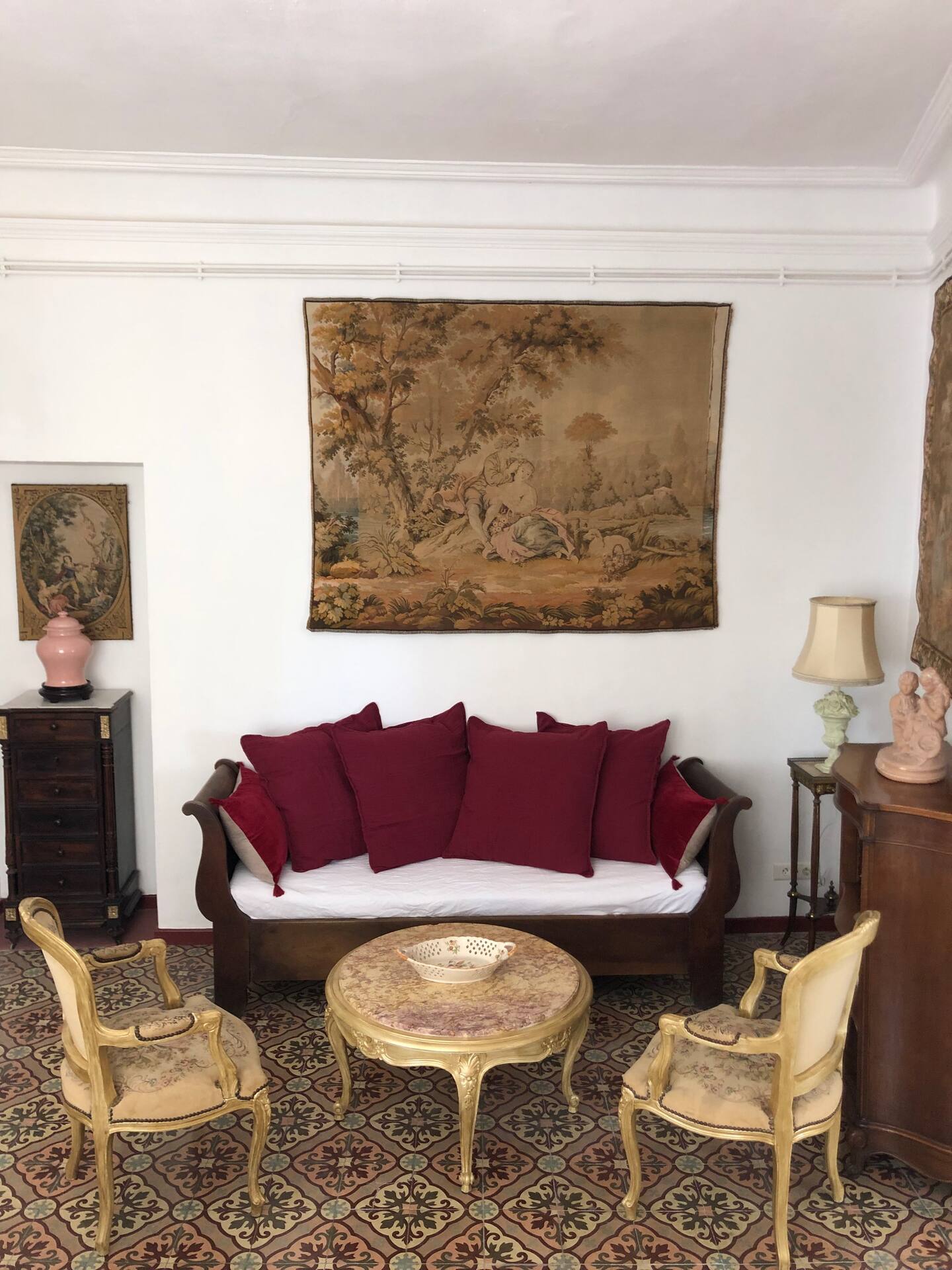 01d064dc-a1d0-4064-b5d9-9f2fbccfddde