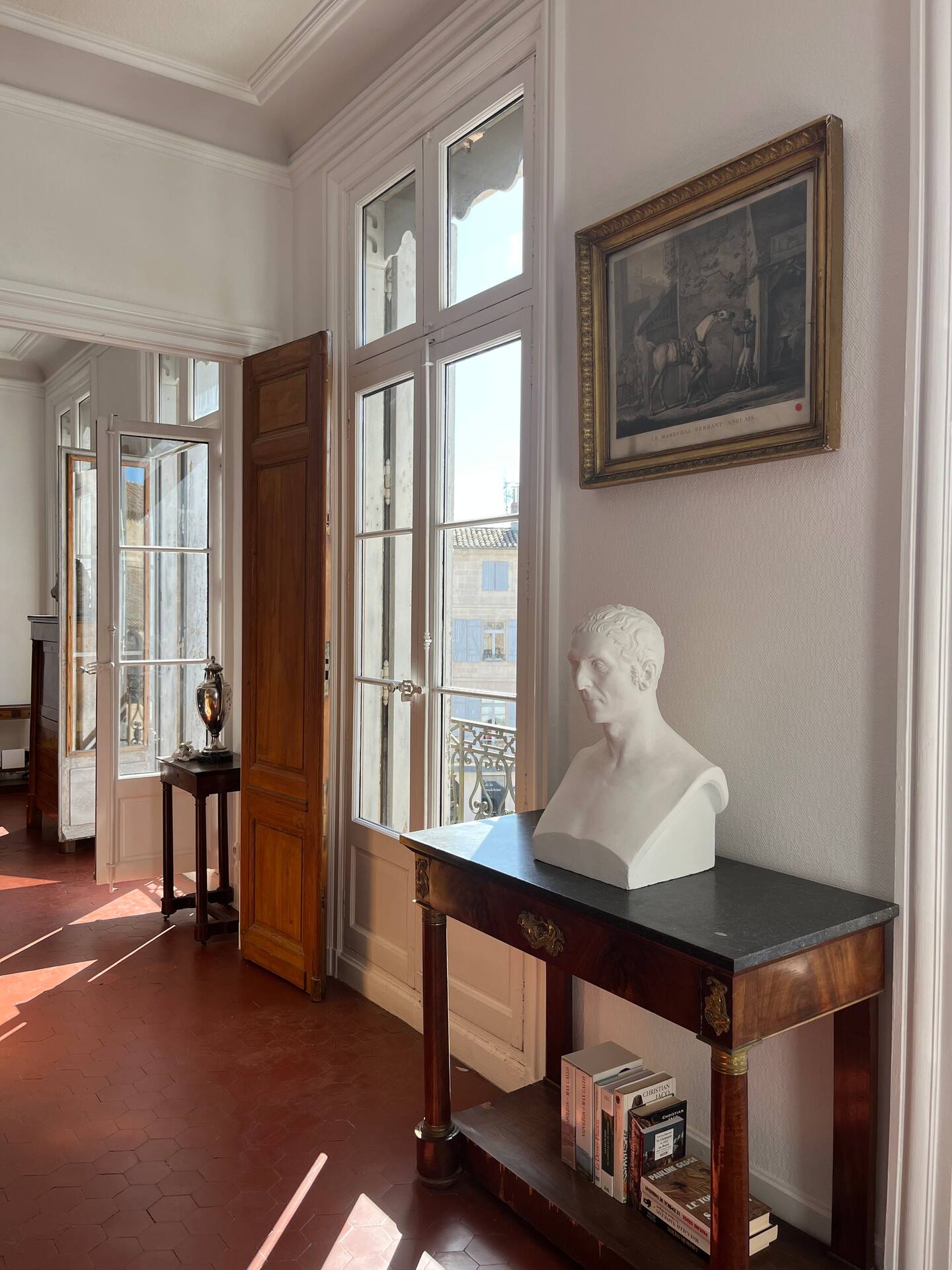 6c15081f-2164-4789-baba-e5dc15be6f3e