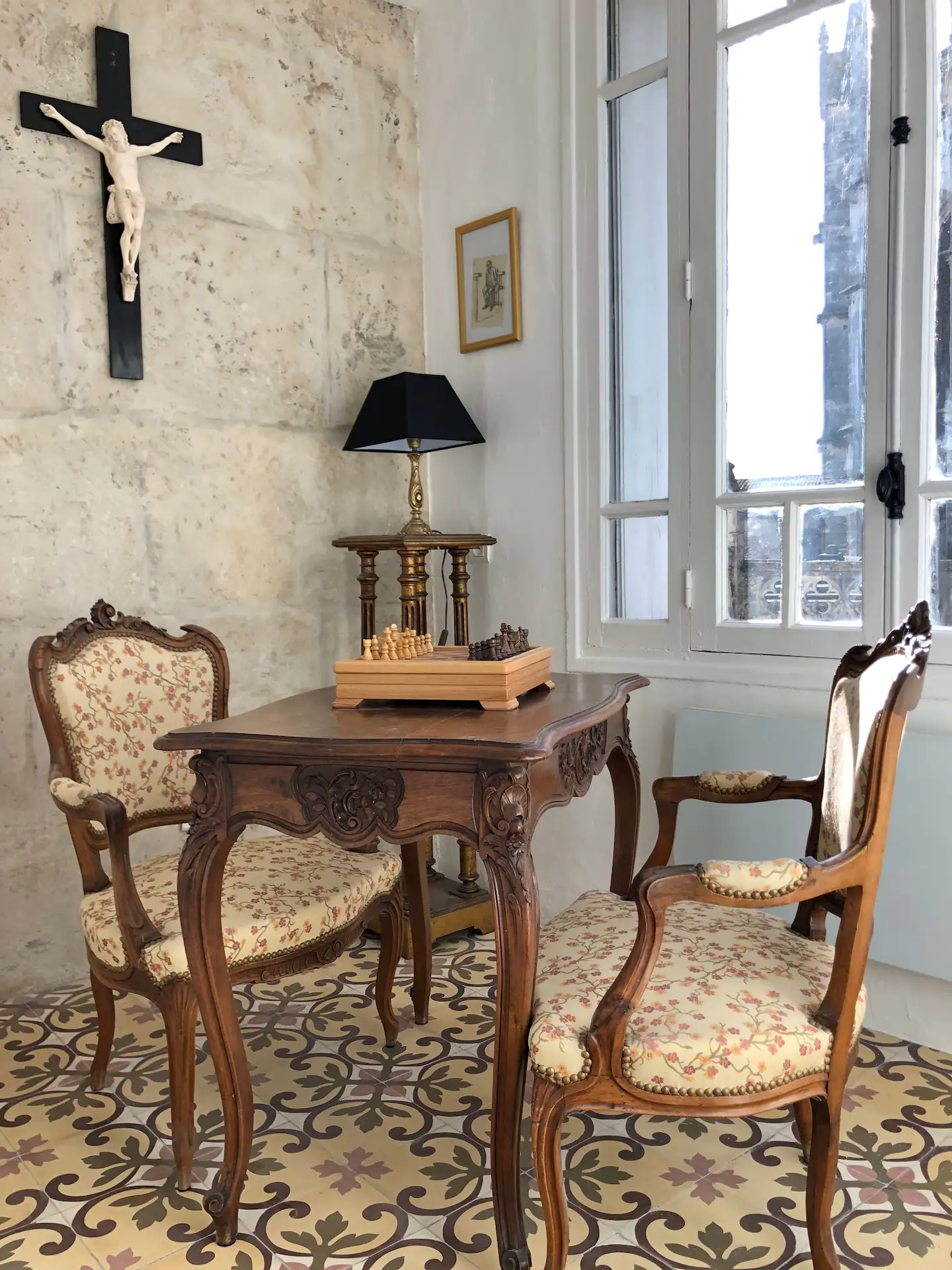 e2ea62b5-8833-4fa4-9c86-fb980ad6b844