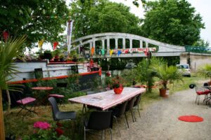 419320_10150644881226380_714904772_n