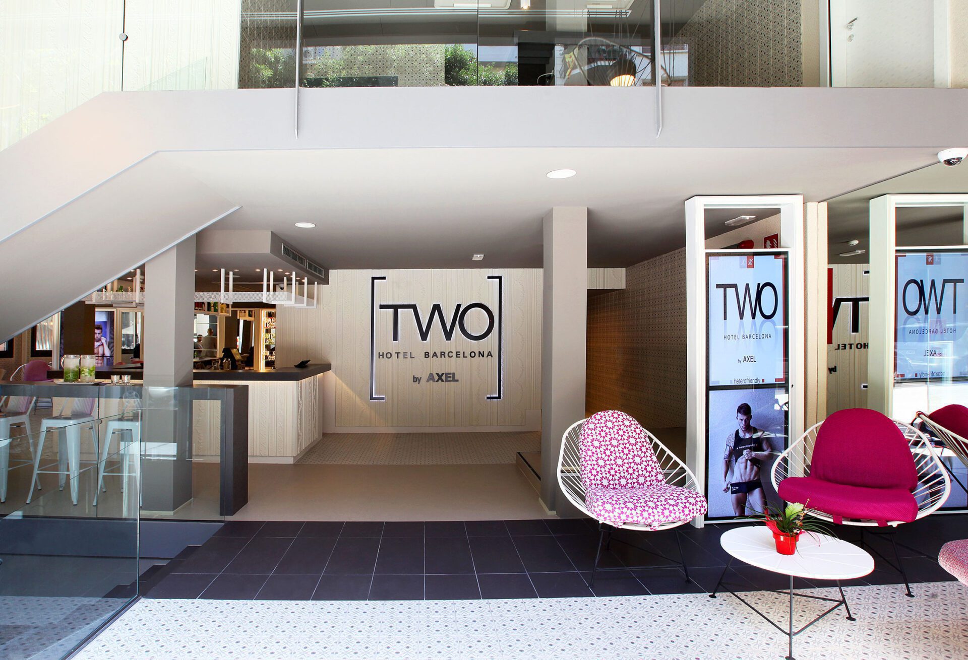 TWO Hotel Barcelona by Axel est un hôtel gay à Barcelone