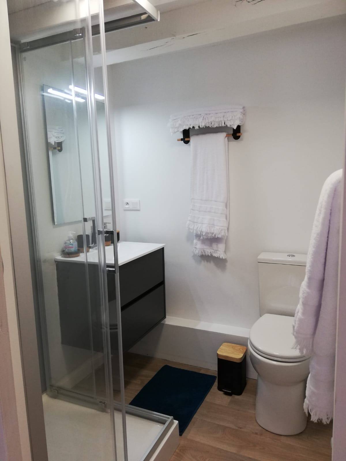 118403486_787049842030270_6271125653637230484_n