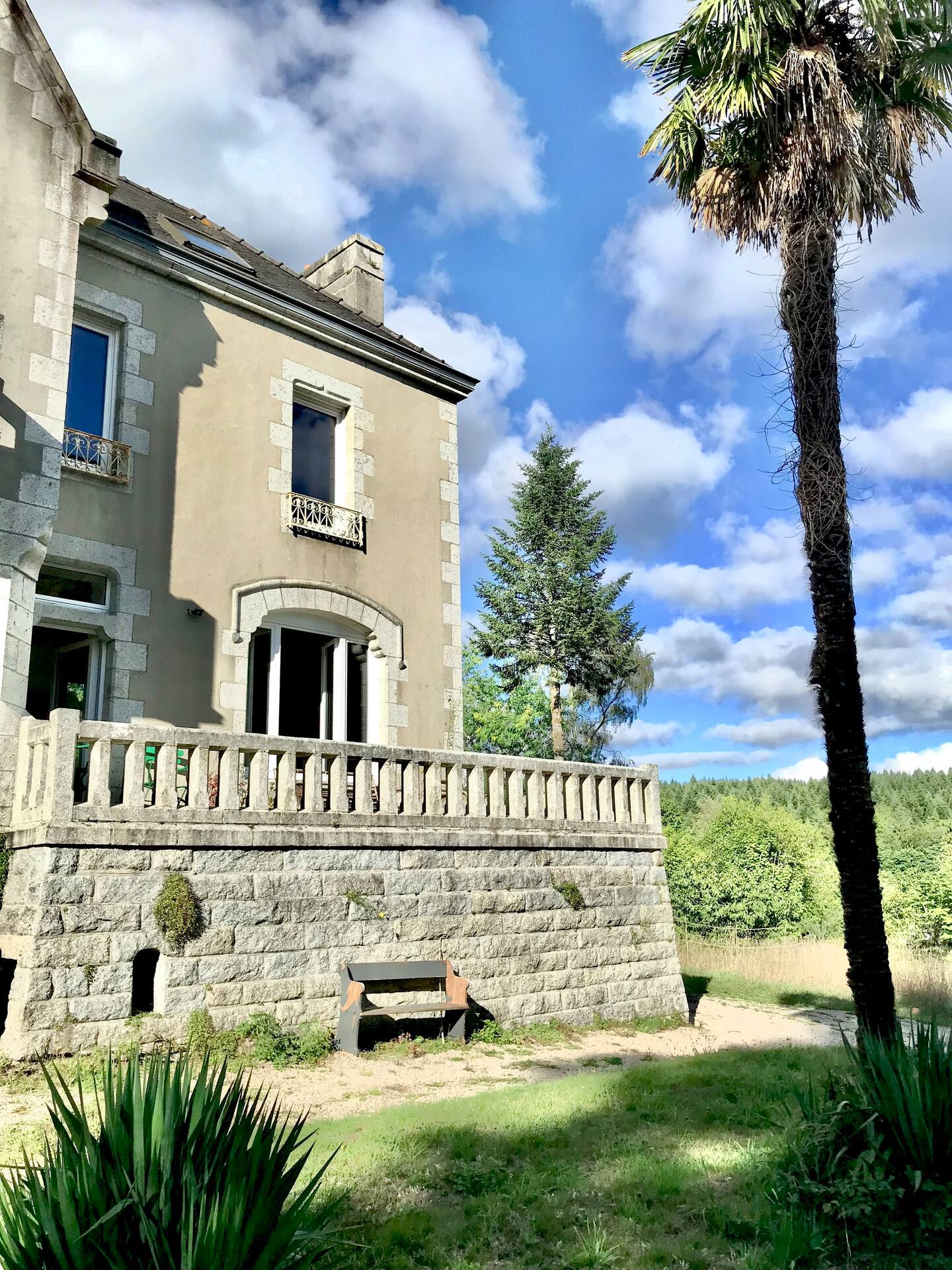 1810a083-b8be-439b-a80e-ea19ee4ca6b2