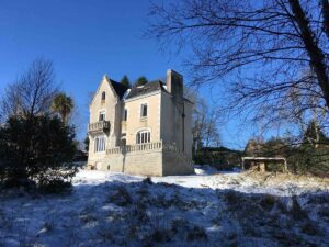 ad53672e-e37a-47a6-a99c-fa8b24f3350d