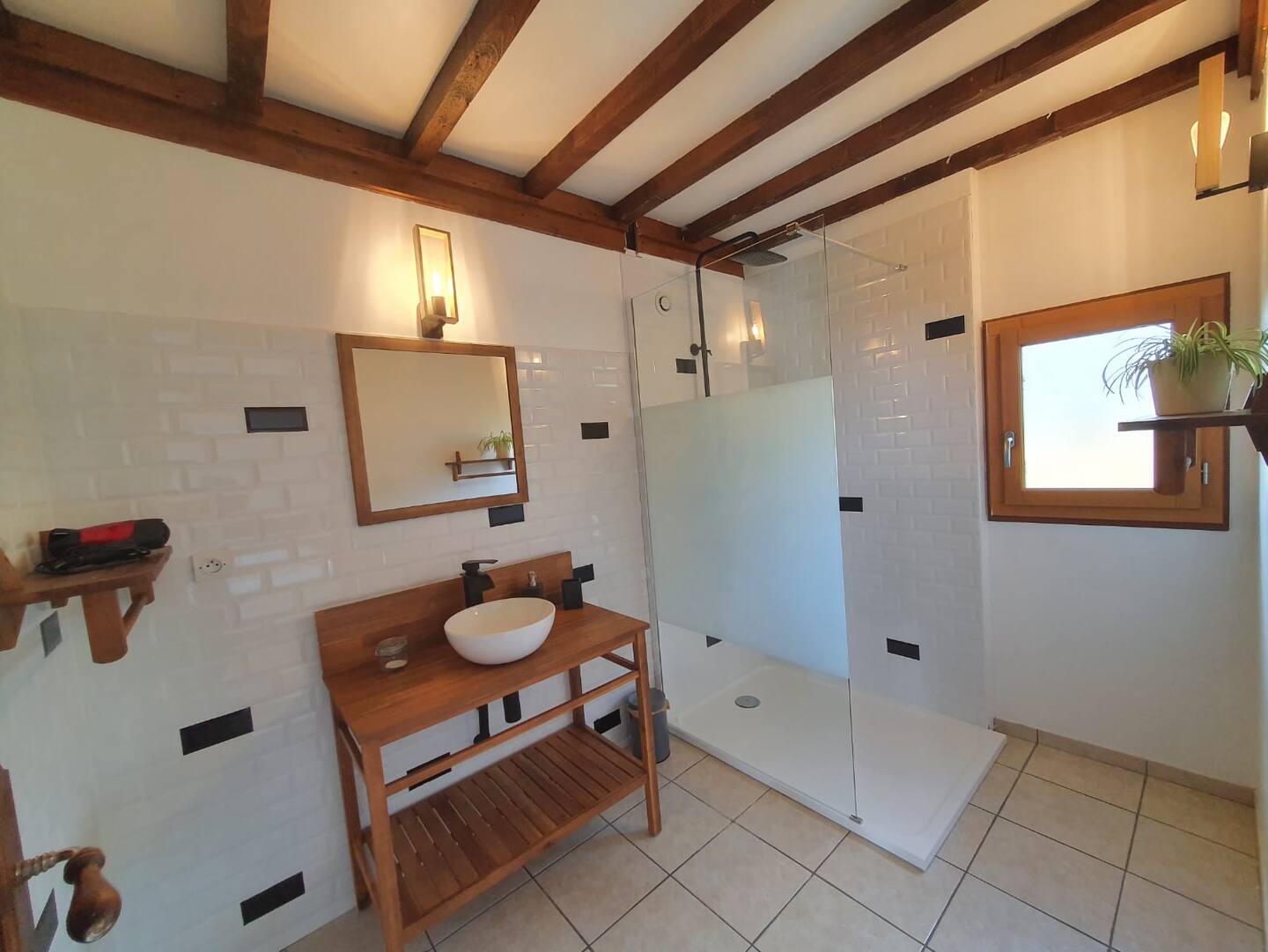 c1568a9a-103a-4558-ae5f-28215e13ef2a