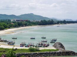 La plage de Hua Hin