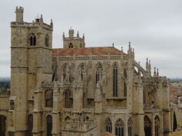 Un balcon sur Narbonne : un appartement parfait pour votre séjour