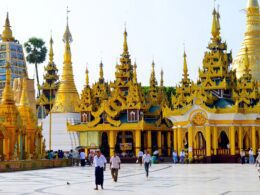 Visite de la magnifique pagode de Shwedagon à Rangoun