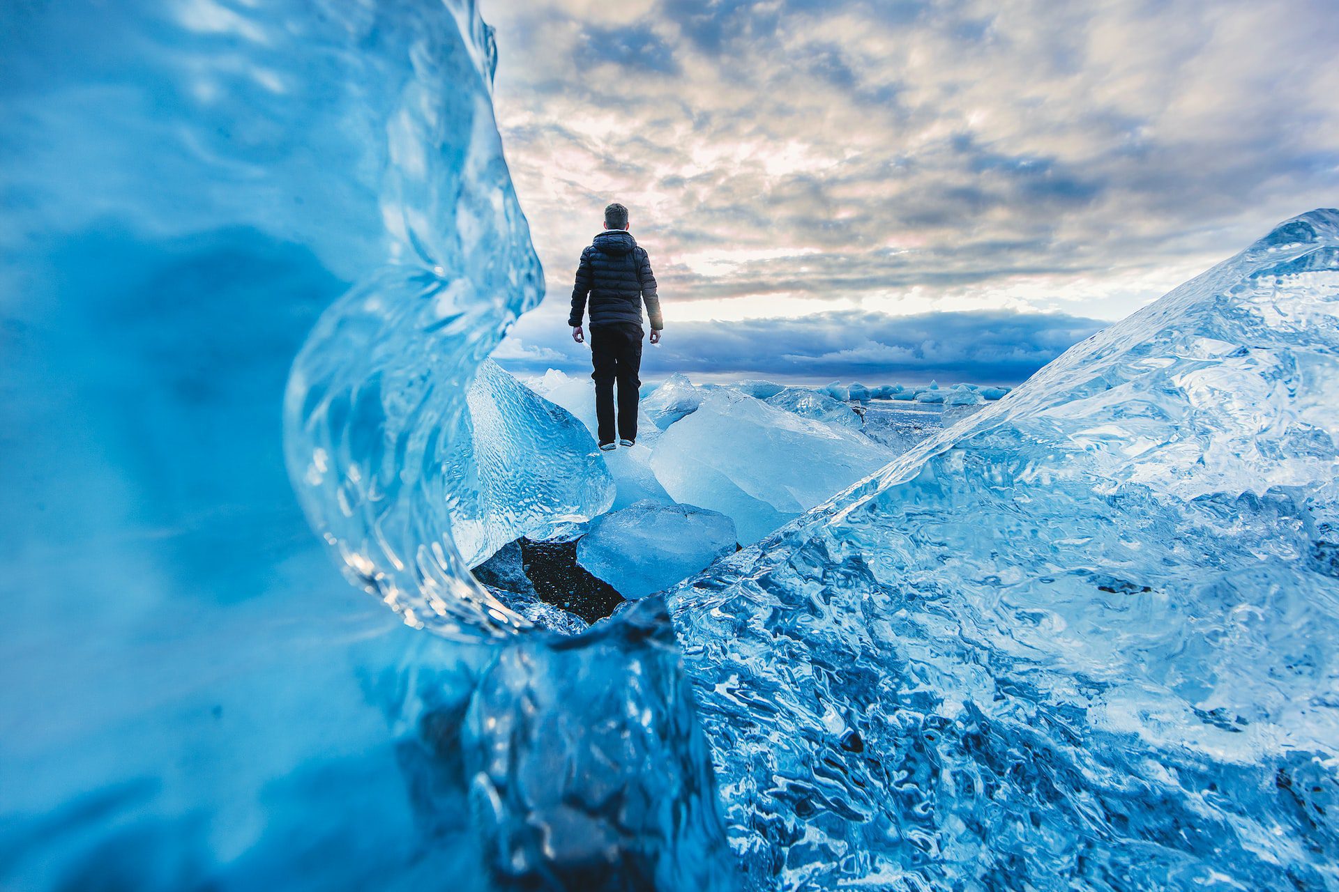 Découvrez les grottes de glace