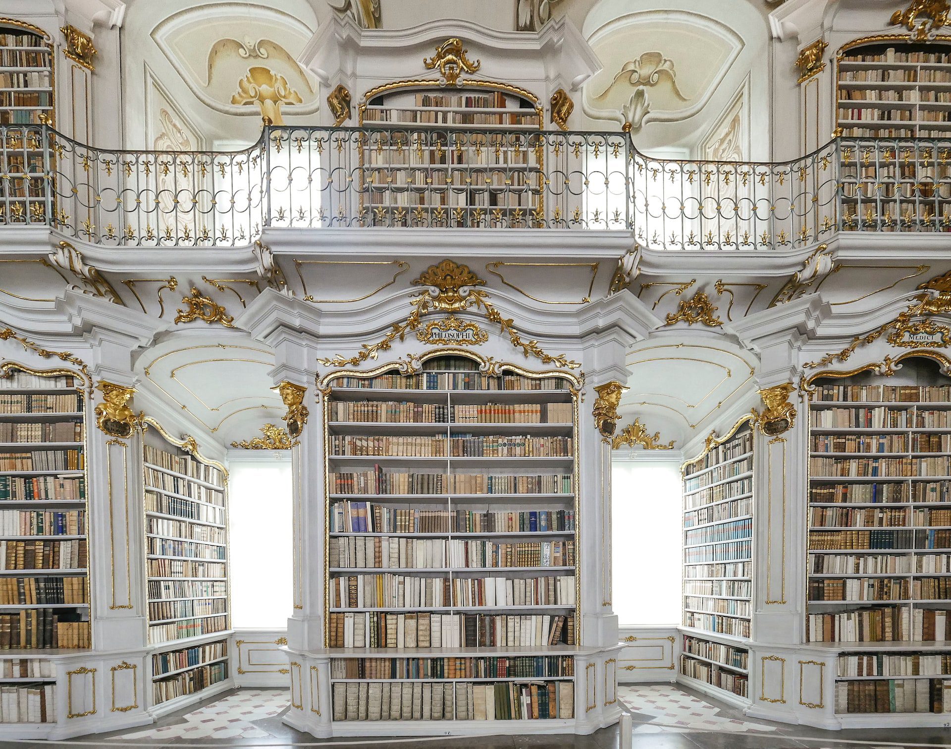Une visite de l'une des plus belles Bibliothèque d'Europe