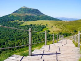 Vulcania, un parc dédié aux passionnés de volcans !