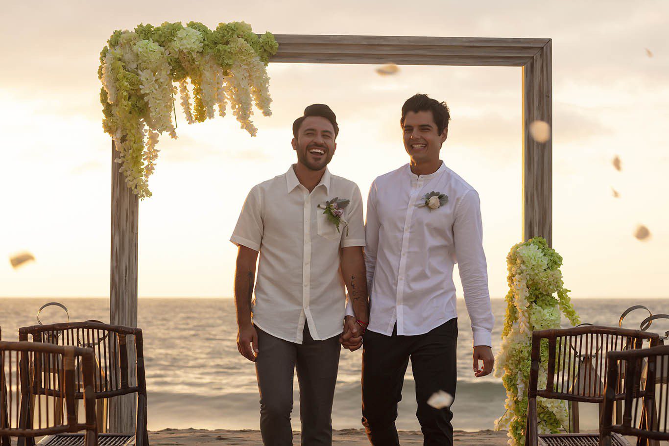 Almar Resort Luxury LGBT Beach Front Experience Puerto Vallartaq