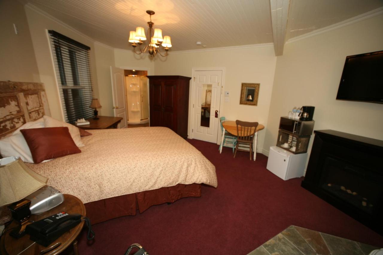 Auberge la Tour du Lac est une maison d'hôtes gay friendly à Saint-Agathe-des-Monts dans les Laurentides au Québec