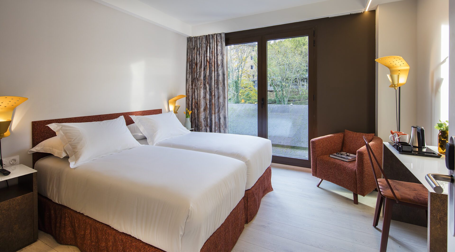 Axel Hotel San Sebastian est un hôtel gay et lesbienne à Saint-Sébastien dans le Pays basque