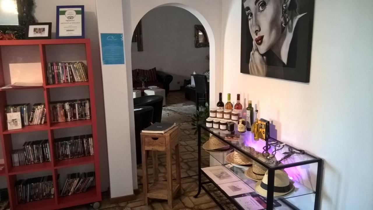 Birdcage Resort est un hôtel gay à Las Palmas en Grande Canarie