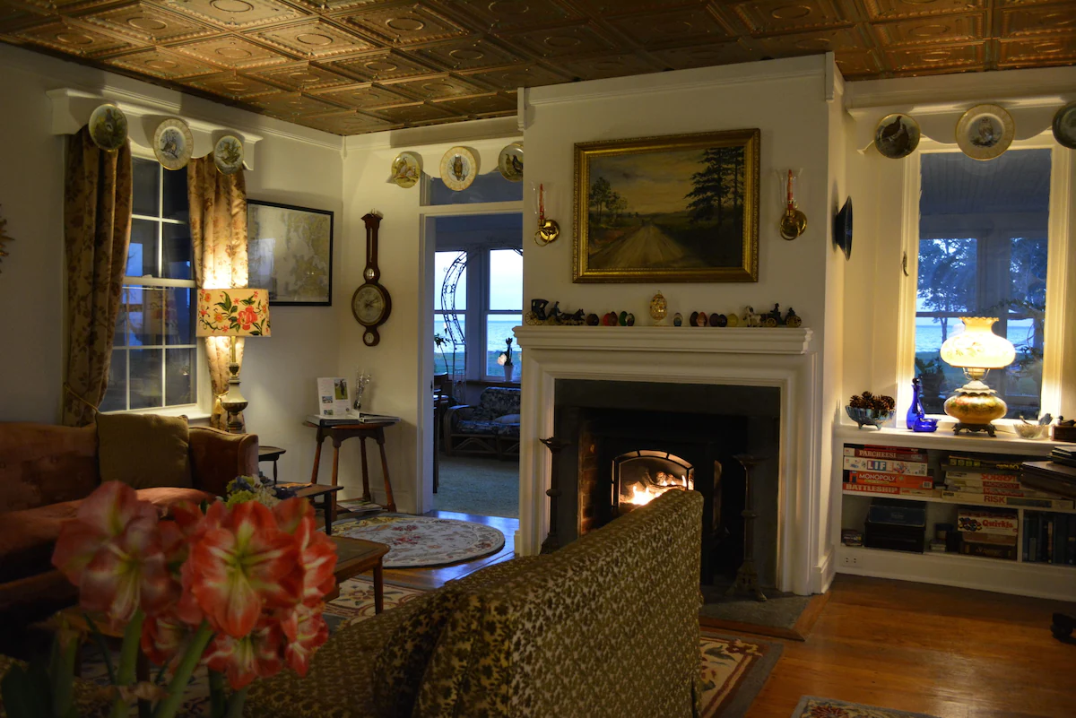 Black Walnut Point Inn est une maison d'hôtes gay friendly à Tilghman dans Maryland aux États-Unis