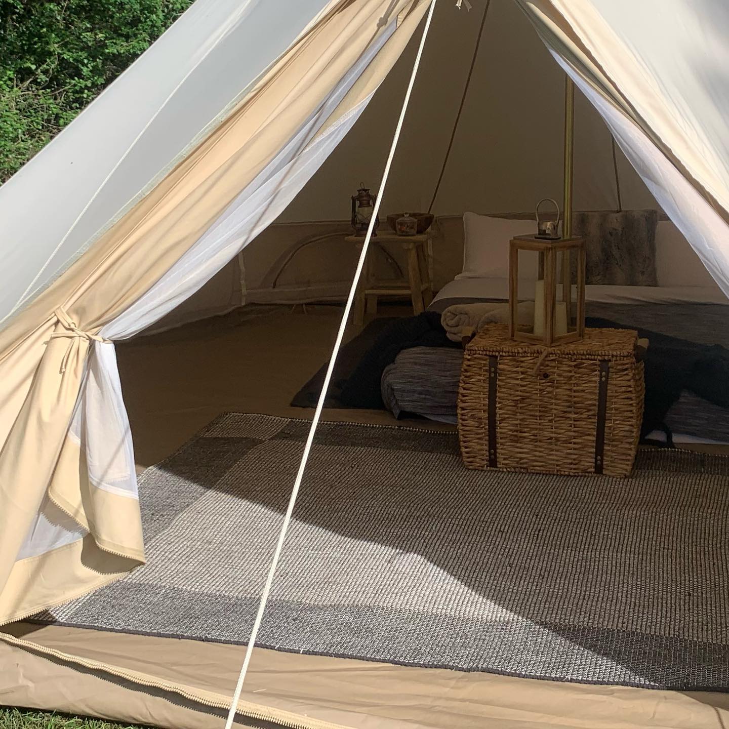 Bluff Creek Campgrounds est un camping gay friendly à Kenilworth dans le Queensland en Australie