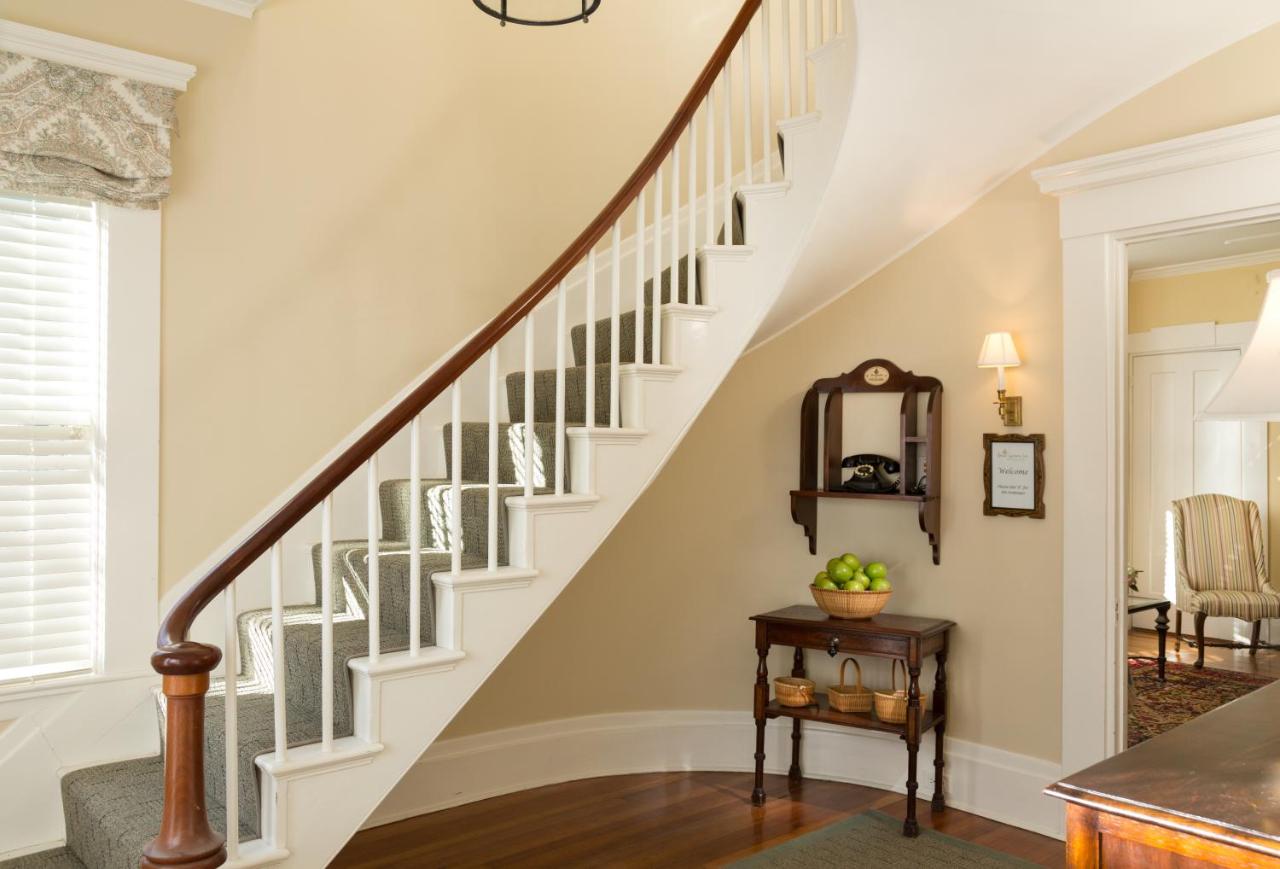 Brass Lantern Inn est une maison d'hôtes gay friendly à Stowe dans le Vermont aux États-Unis