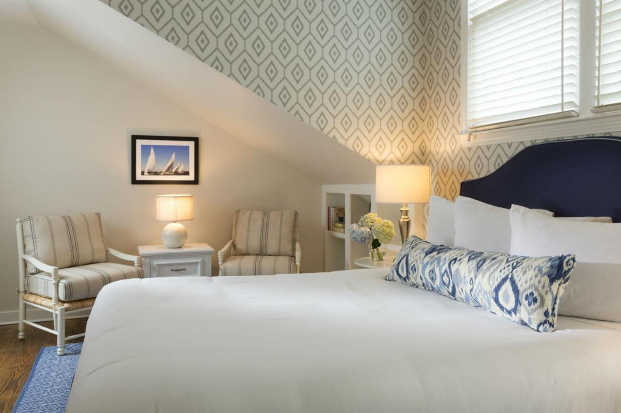 Brass Lantern Inn est une maison d'hôtes gay friendly à Stowe dans le Vermont aux États-Unis