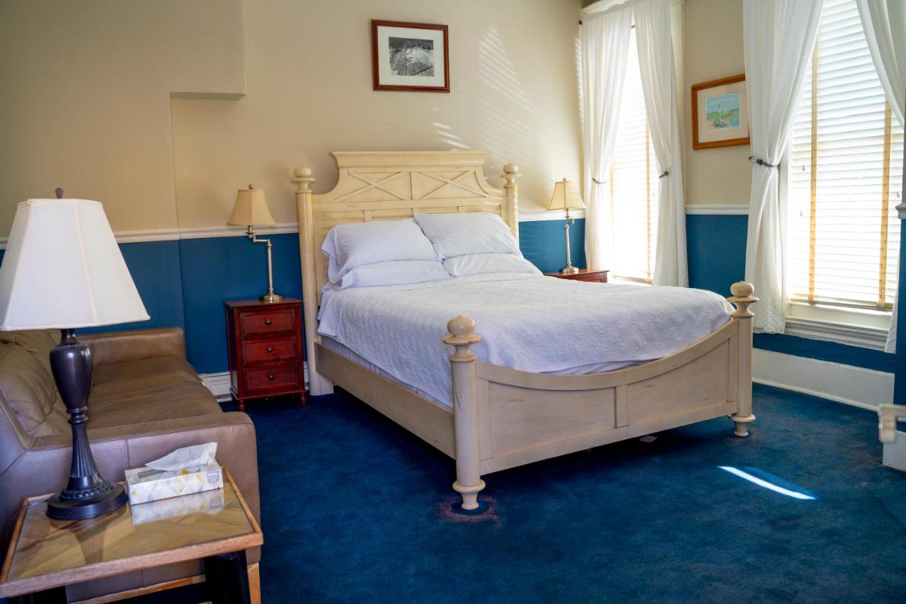 Brasswood Inn est une maison d'hôtes gay friendly à Provincetown aux États-Unis