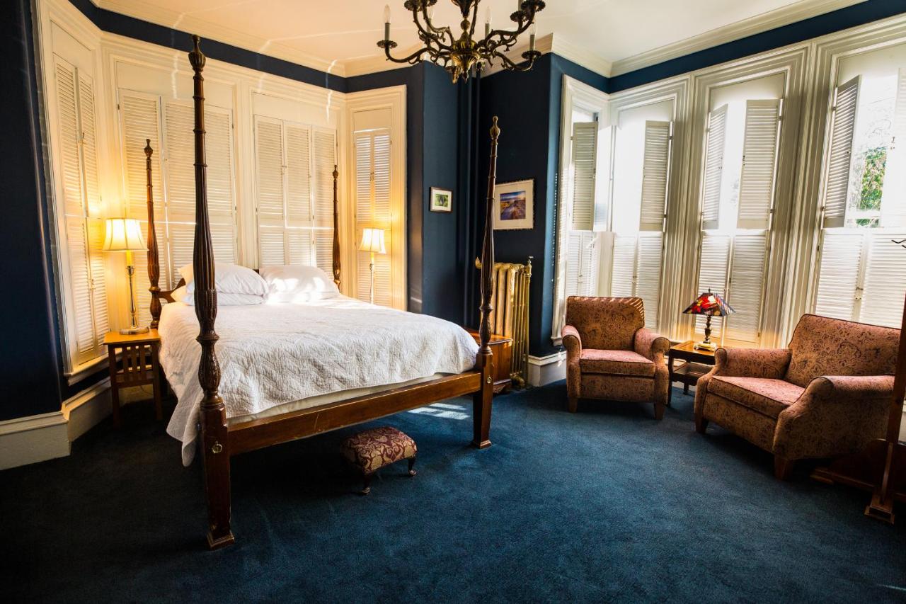 Brasswood Inn est une maison d'hôtes gay friendly à Provincetown aux États-Unis