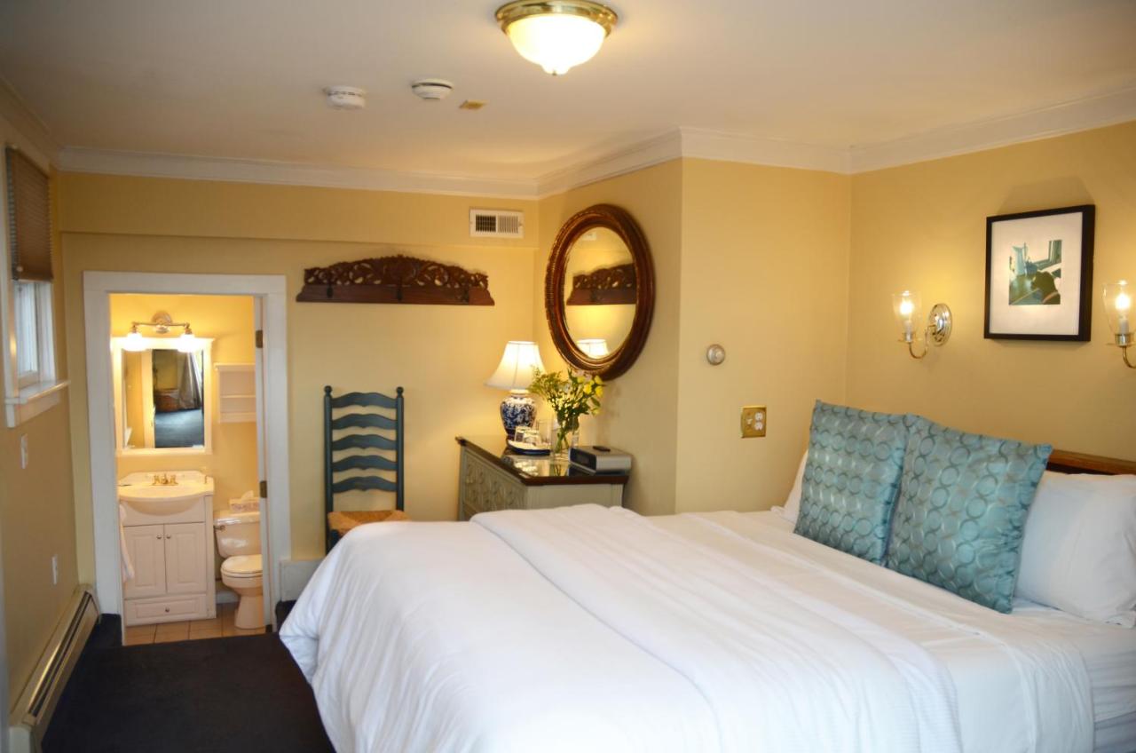 Brasswood Inn est une maison d'hôtes gay friendly à Provincetown aux États-Unis