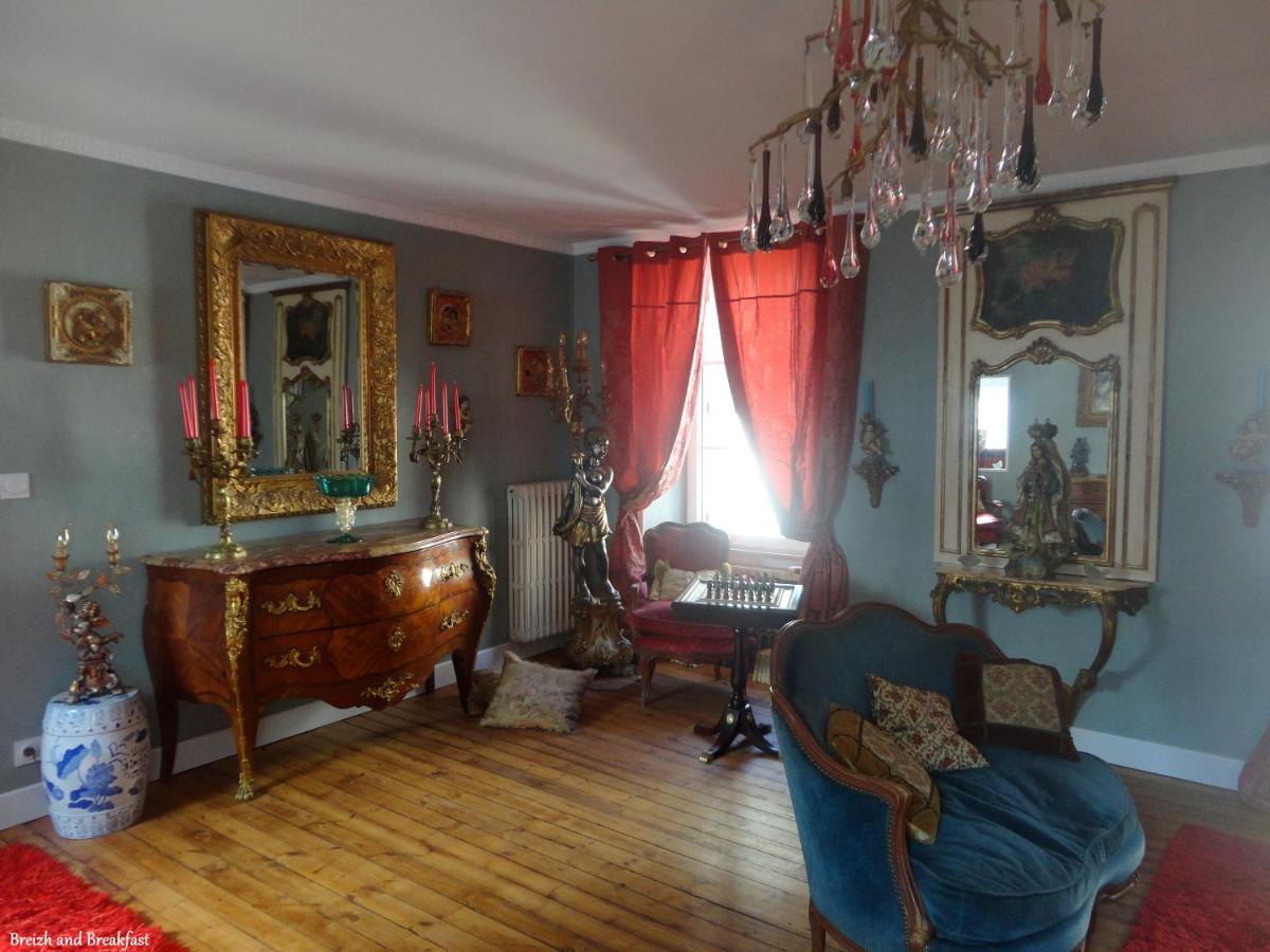 Breizh and Breakfast est une maison d'hôtes gay friendly à Rosporden, proche de Concarneau et Quimper dans le Finistère