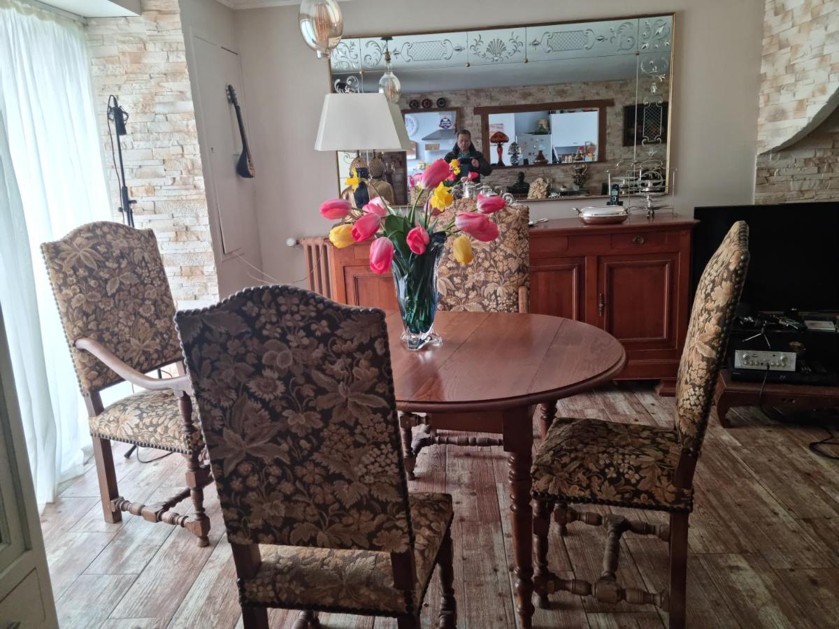 Breizh and Breakfast est une maison d'hôtes gay friendly à Rosporden, proche de Concarneau et Quimper dans le Finistère