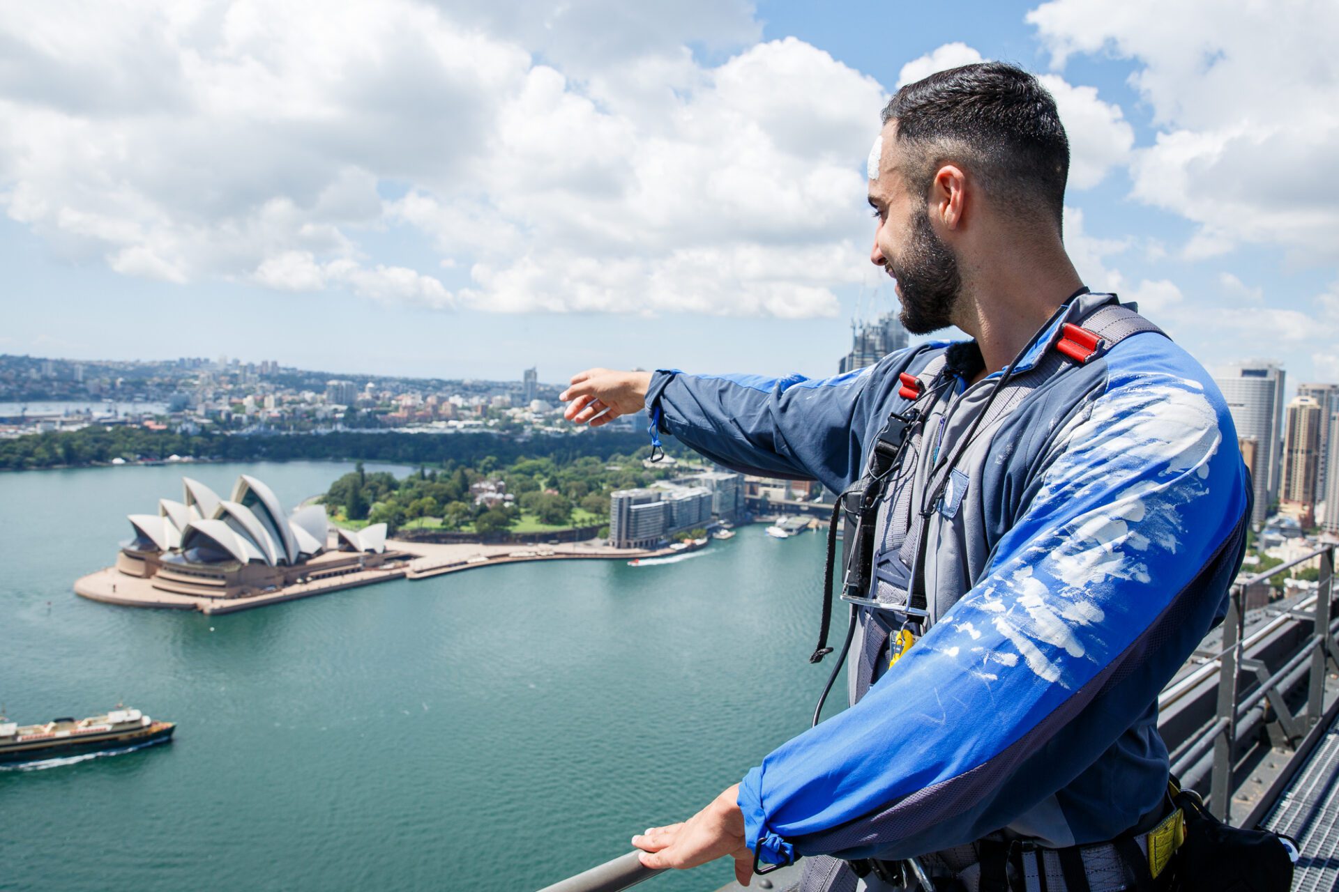 Bridge Climb montez le pont du port de Sydney avec une vue panoramique sur l'Opéra de Sydney