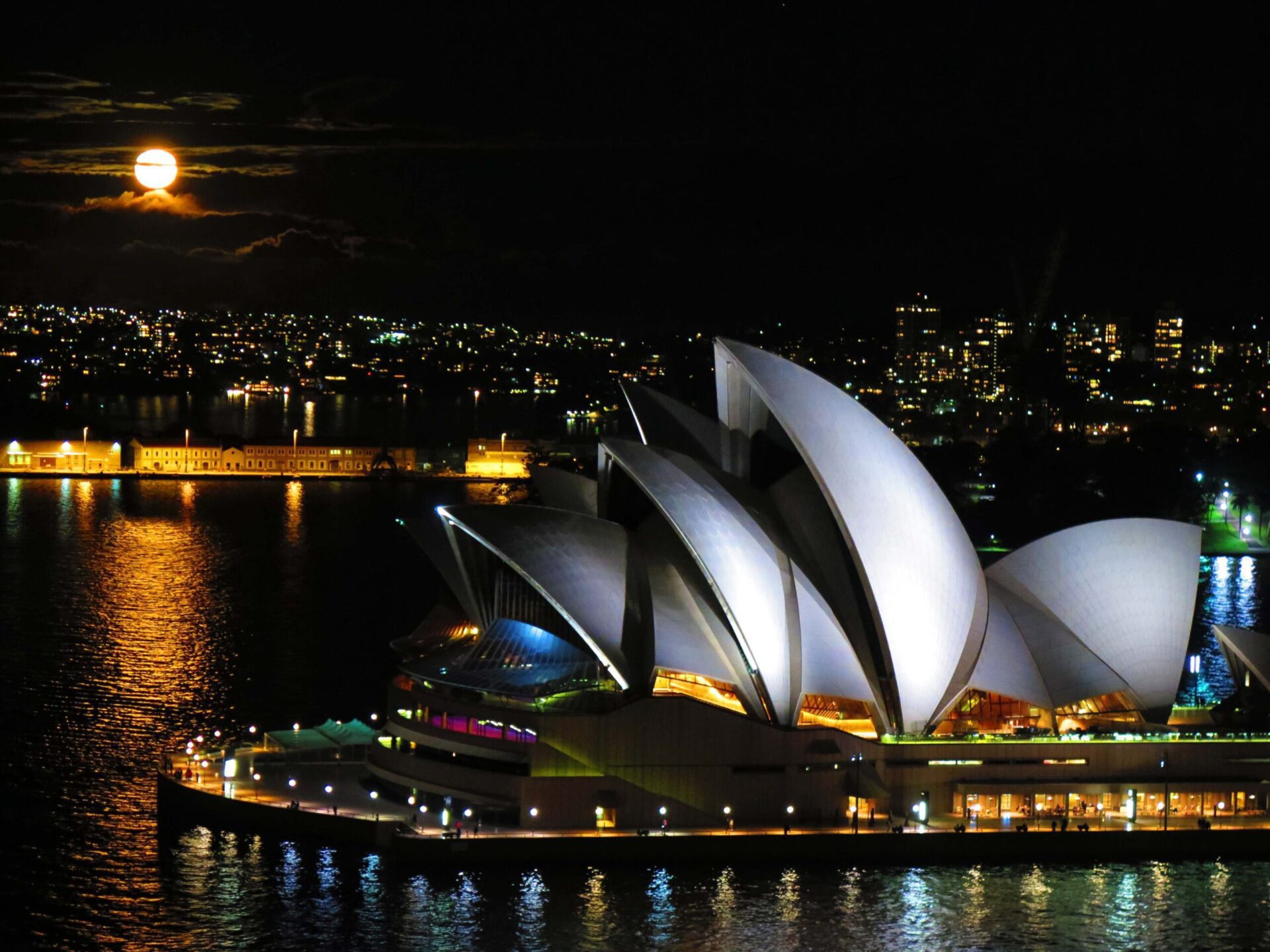 Bridge Climb montez le pont du port de Sydney avec une vue panoramique sur l'Opéra de Sydney
