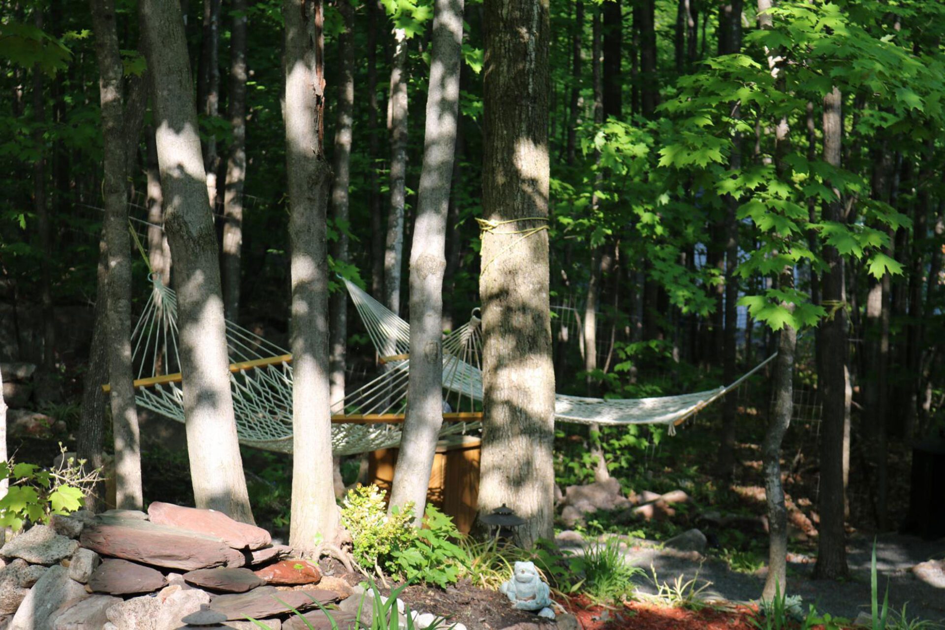 Camping Plein Bois est un camping gay à Sainte-Marthe à Montérégie au Québec