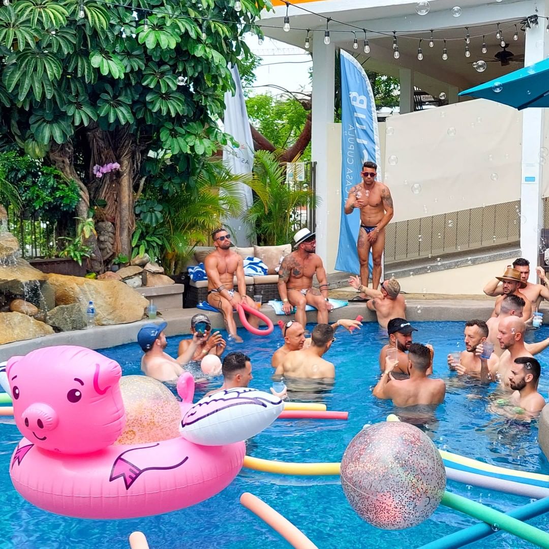 Casa Cupula Boutique est un hôtel LGBT de Puerto Vallarta au Mexique. Hôtel gay de Puerto Vallarta, parfait pour vos vacances gay