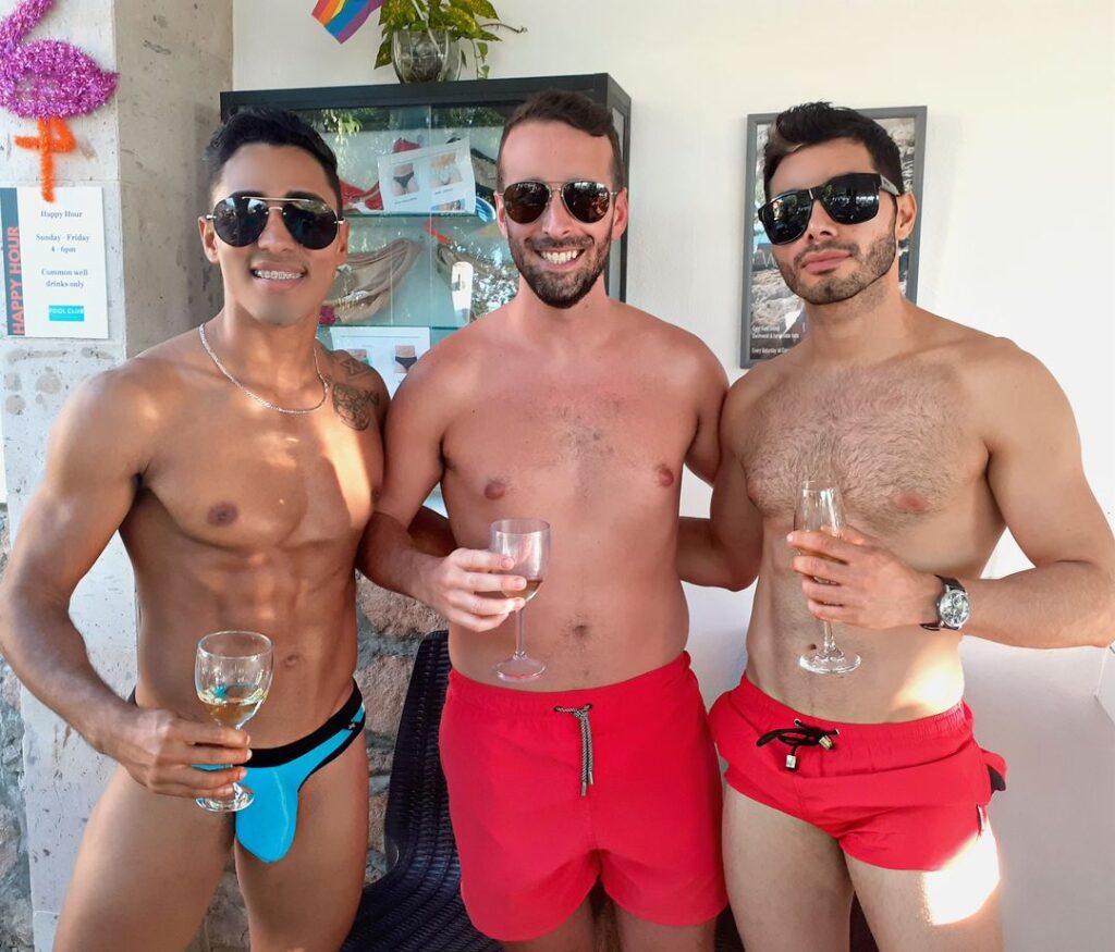 Casa Cupula Boutique est un hôtel LGBT de Puerto Vallarta au Mexique. Hôtel gay de Puerto Vallarta, parfait pour vos vacances gay