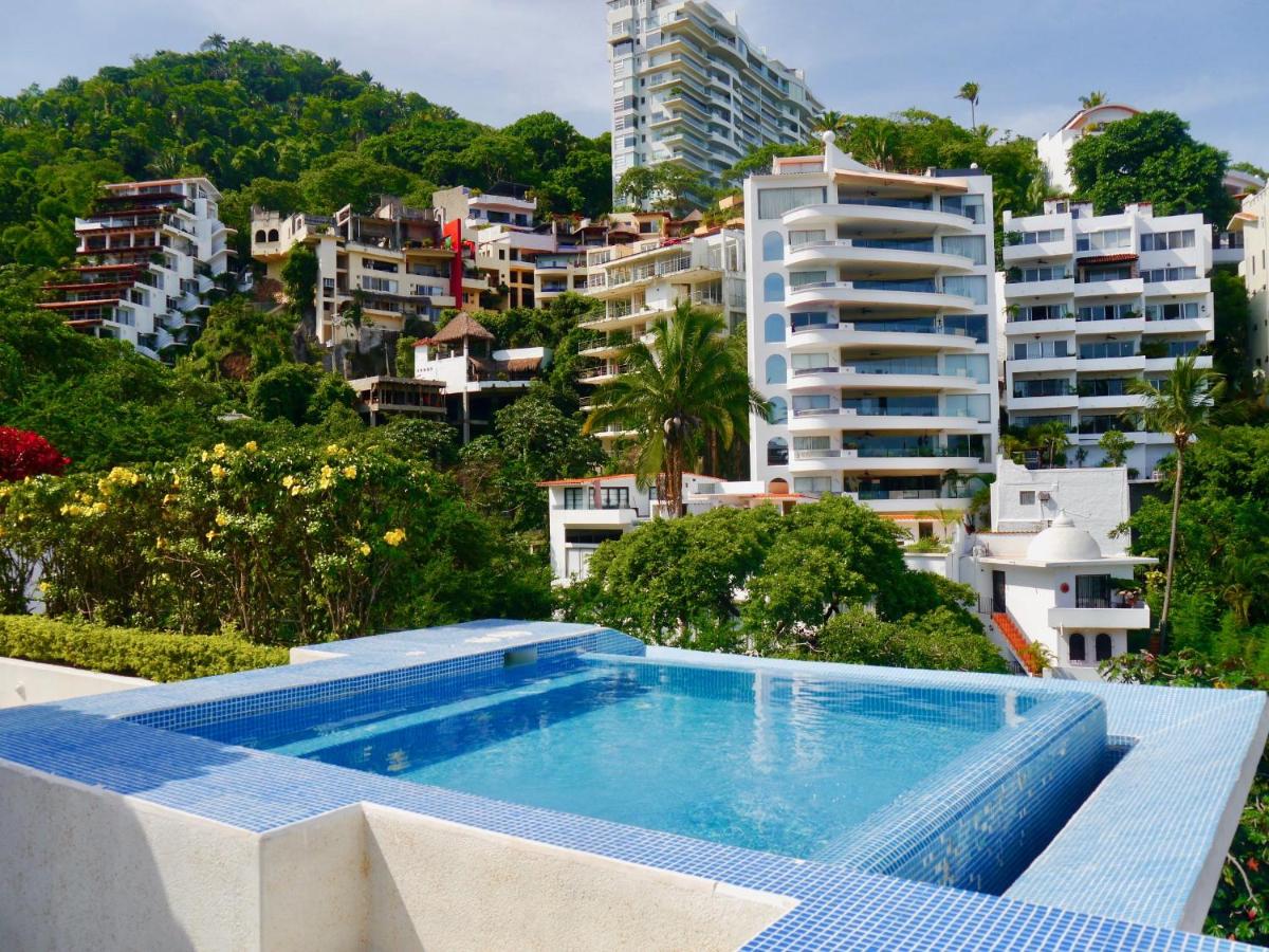 Casa Cupula Boutique est un hôtel LGBT de Puerto Vallarta au Mexique. Hôtel gay de Puerto Vallarta, parfait pour vos vacances gay