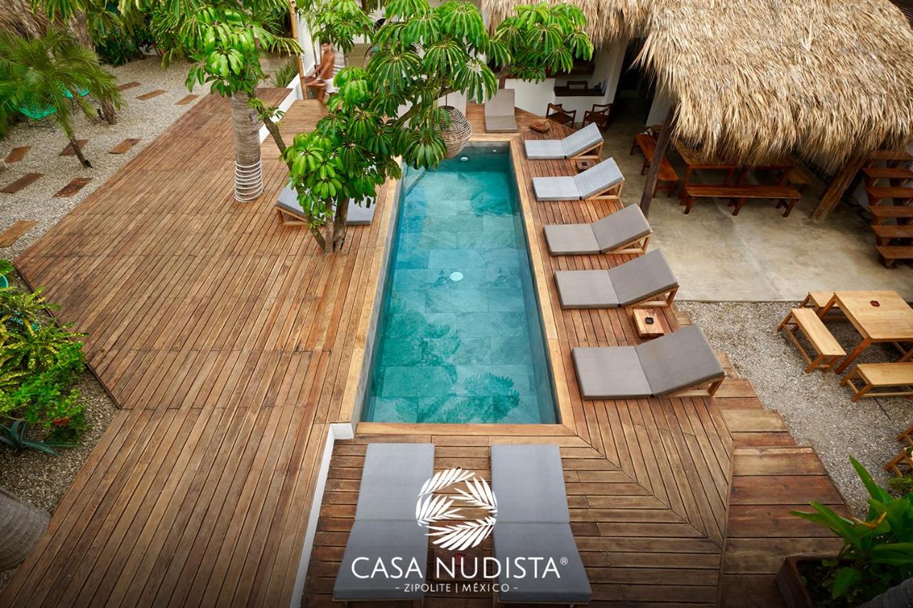 Casa Nudista Zipolite est un hôtel LGBT et naturiste à Zipolite au Mexique