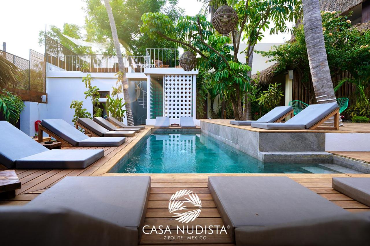 Casa Nudista Zipolite est un hôtel LGBT et naturiste à Zipolite au Mexique