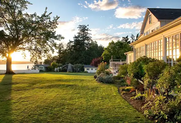 Chevy Chase Beach Cabins est une maison d'hôtes gay friendly à Port Townsend dans l'État de Washington aux États-Unis