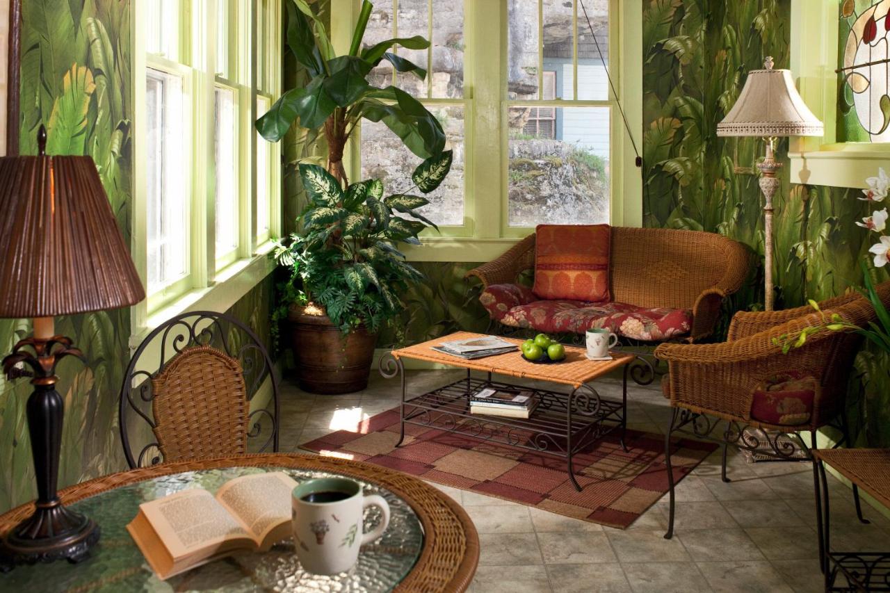 Cliff Cottage Inn est une maison d'hôtes gay friendly à Eureka Springs dans l'Arkansas