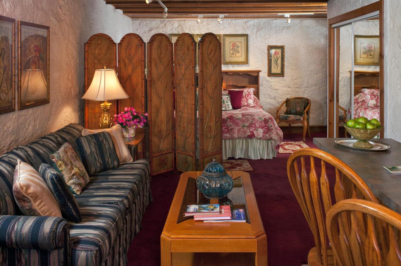 Cliff Cottage Inn est une maison d'hôtes gay friendly à Eureka Springs dans l'Arkansas