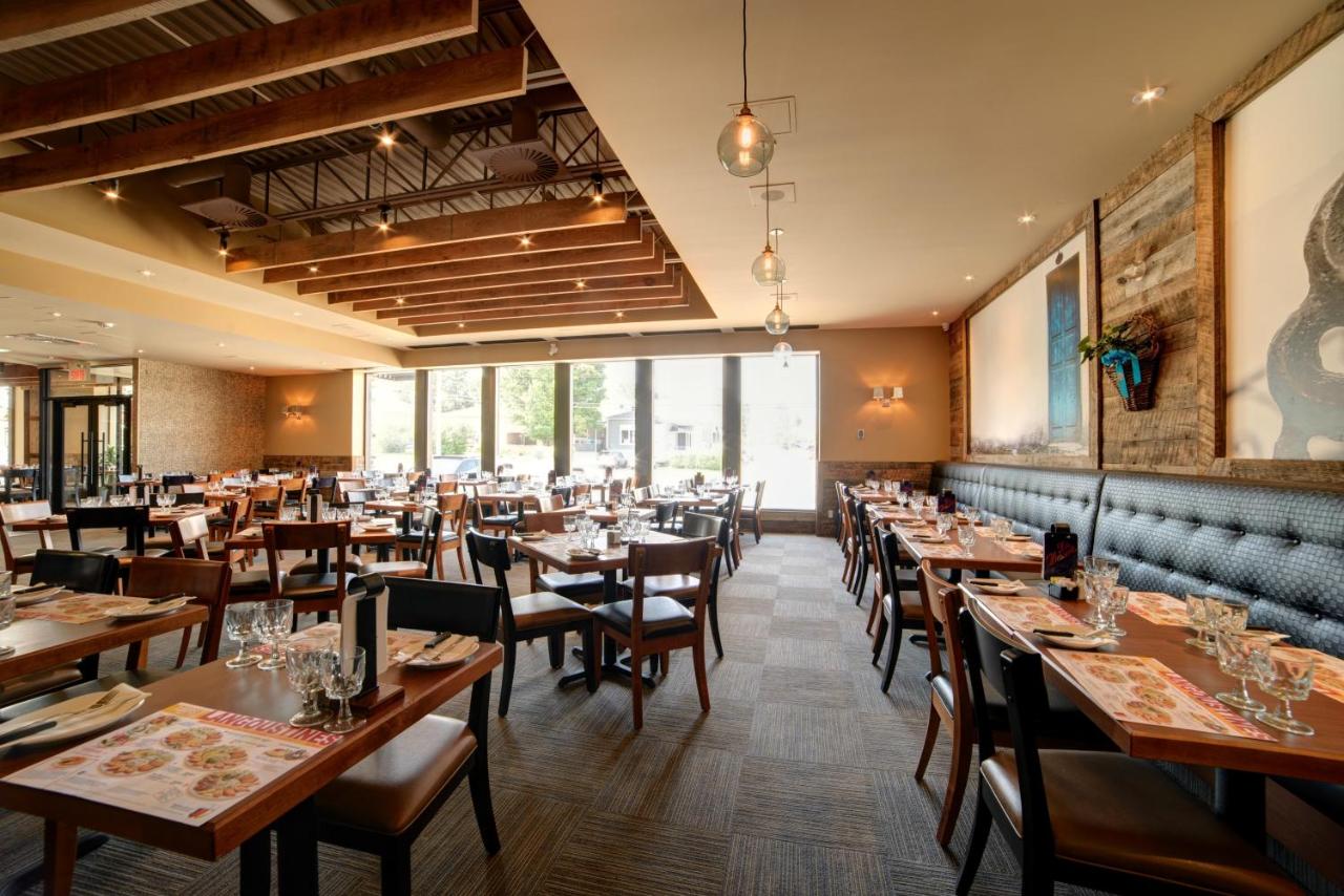 Complexe Dix80 est un hôtel gay friendly à Mont Laurier dans les Laurentides au Québec