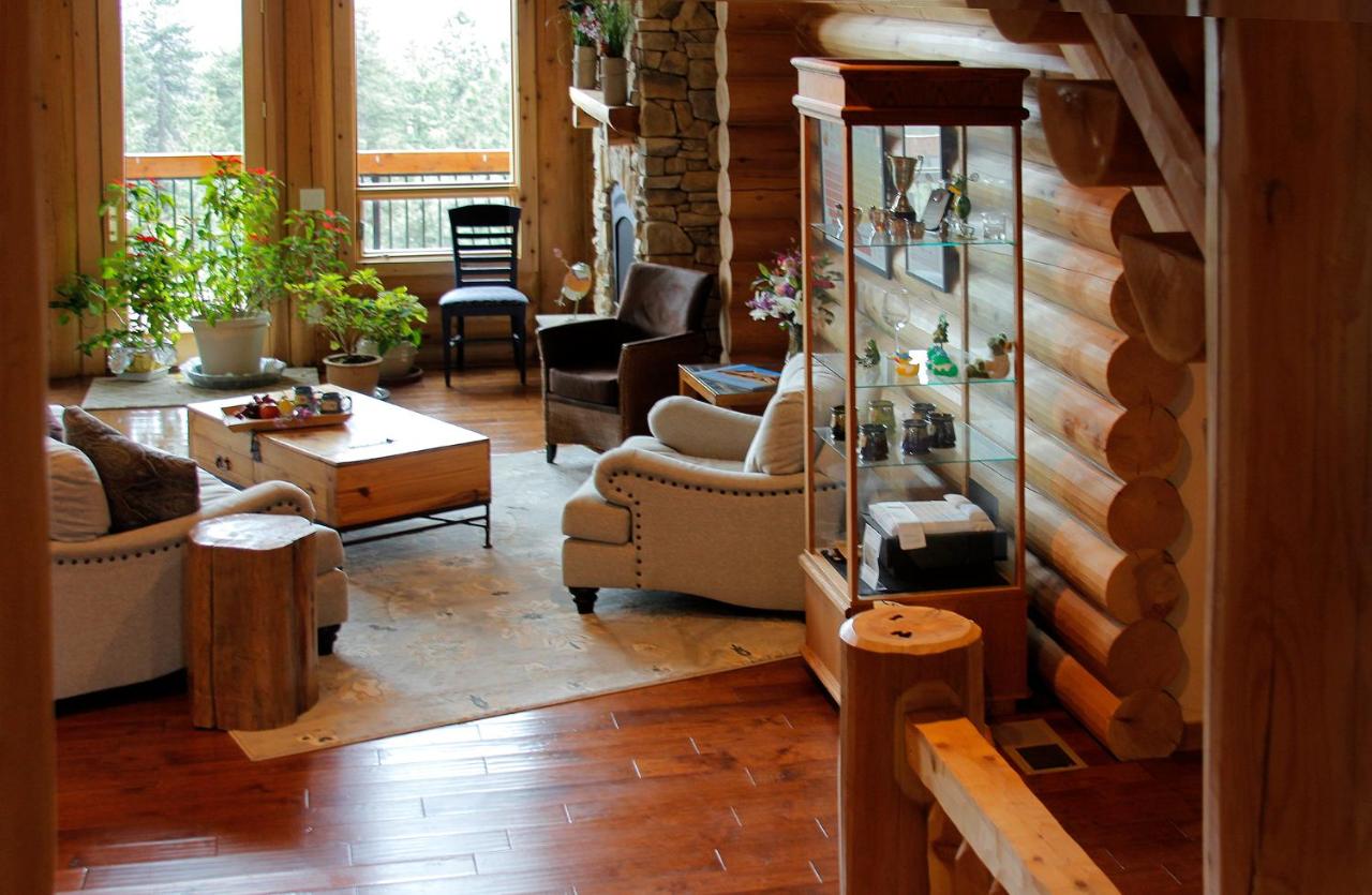 Courtwood Inn est une maison d'hôtes gay friendly à Murphys en Californie aux États-Unis