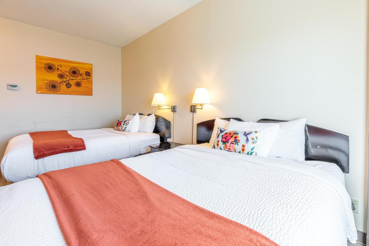 Days Inn by Wyndham Berthierville est un hôtel gay friendly à Berthierville dans Lanaudière au Québec