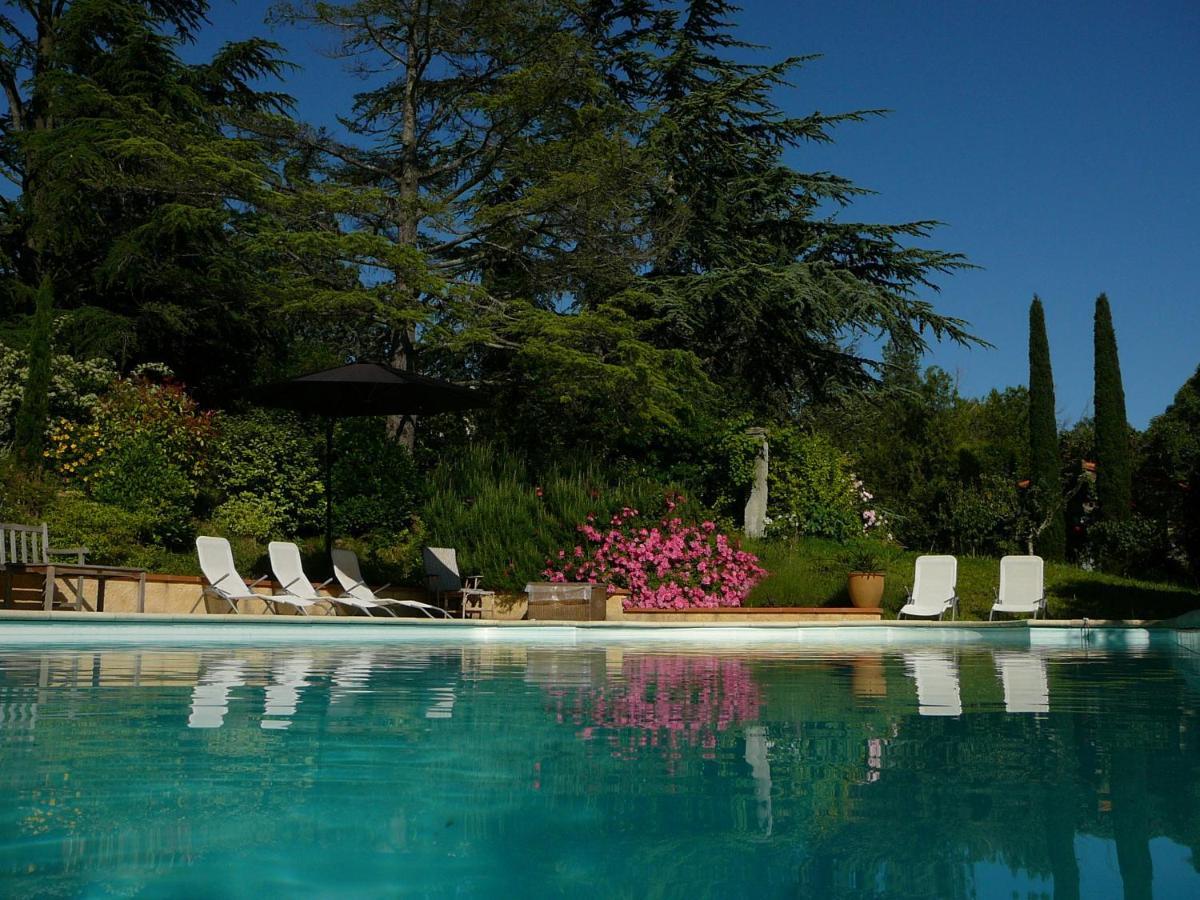 Domaine du Moment est une maison d'hôtes gay friendly à Soupex proche de Castelnaudary dans l'Aude