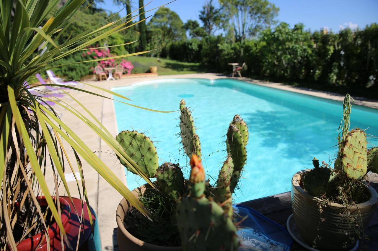 Domaine du Moment est une maison d'hôtes gay friendly à Soupex proche de Castelnaudary dans l'Aude