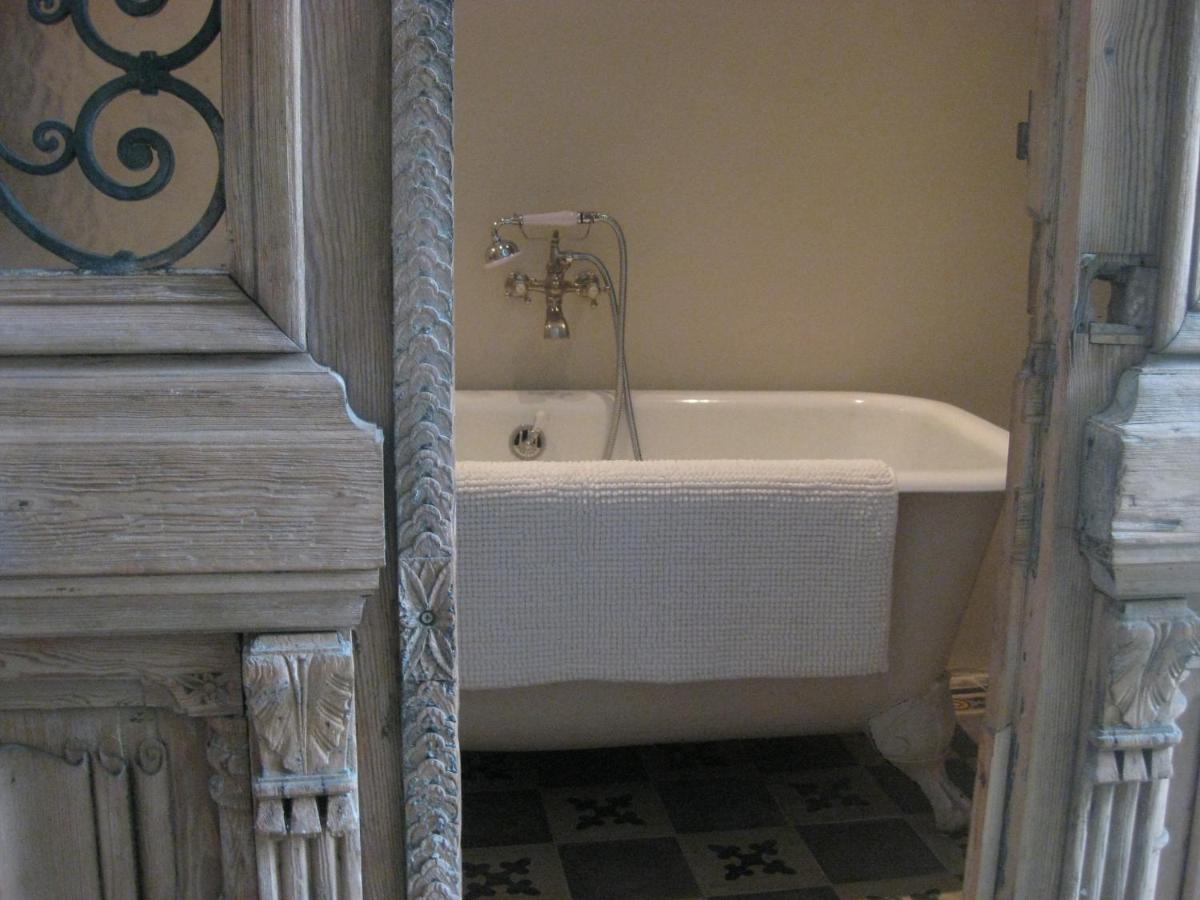 Domaine du Moment est une maison d'hôtes gay friendly à Soupex proche de Castelnaudary dans l'Aude