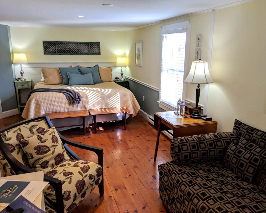 Elms of Camden est une maison d'hôtes gay friendly à Camden dans le Maine aux États-Unis