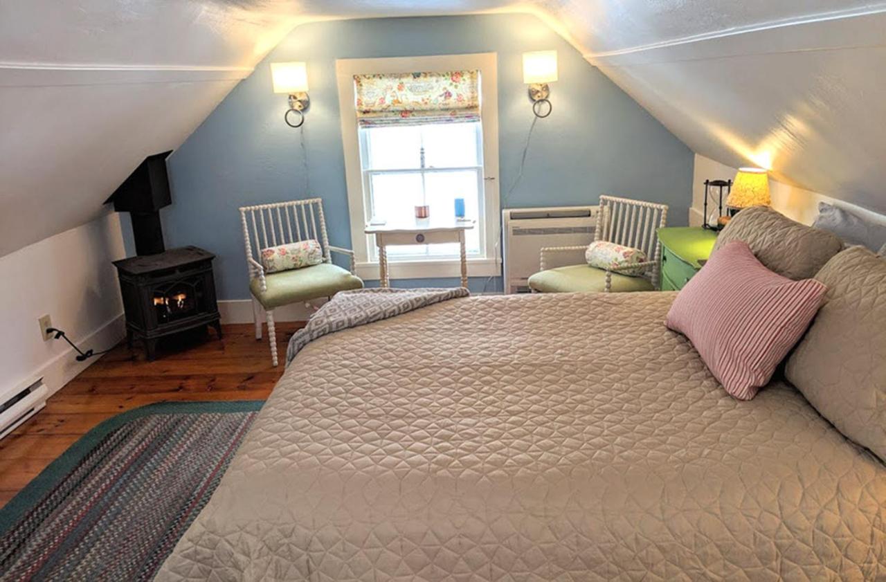 Elms of Camden est une maison d'hôtes gay friendly à Camden dans le Maine aux États-Unis