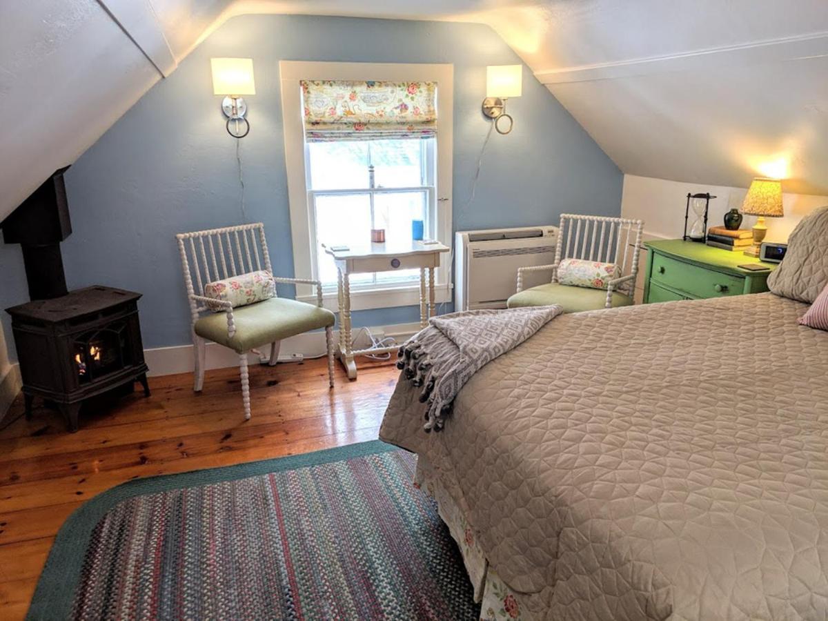 Elms of Camden est une maison d'hôtes gay friendly à Camden dans le Maine aux États-Unis